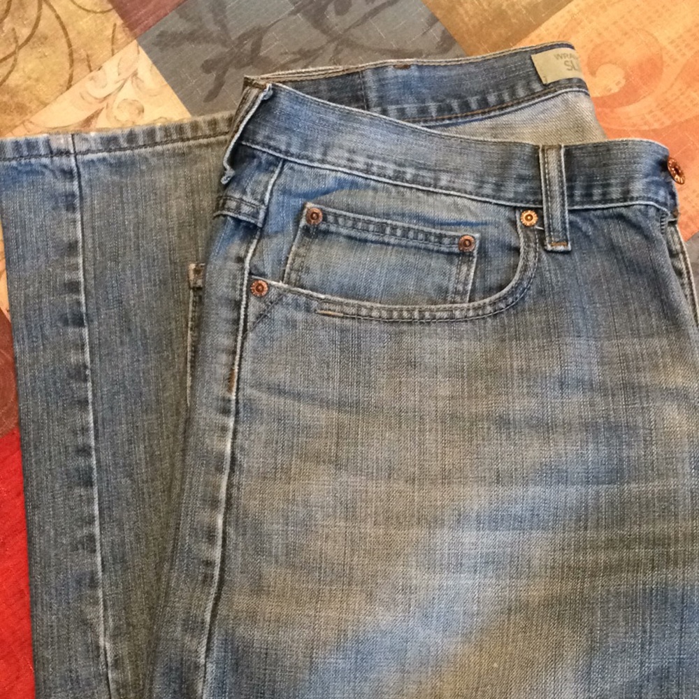 Wrangler Slim Straight Jeans size 34x30